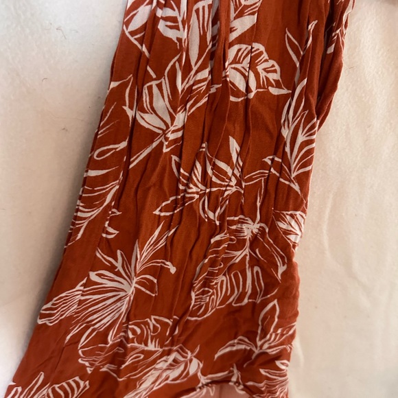 Forever 21 Jumpsuit with belt - Picture 3 of 3